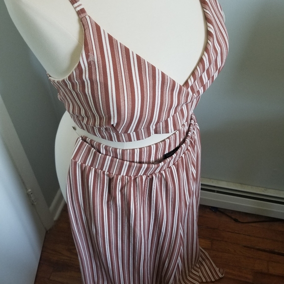 Boohoo Striped 2 Piece Set - Picture 2 of 2